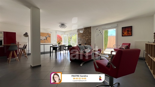 Exclusivity Valencia 5 room apartment with garden and garage