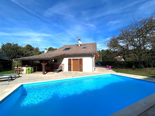 Exclusivity 3 bedroom villa with pool in St Quentin sur Isère