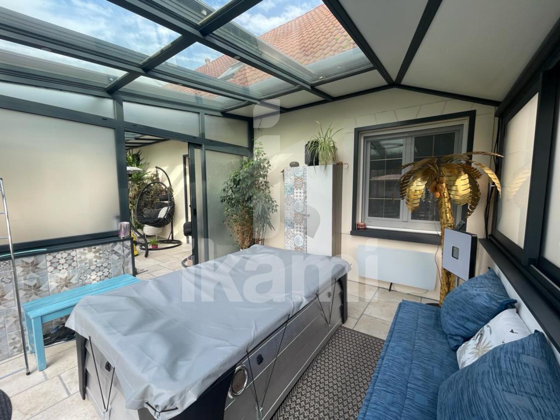 House 9 rooms 186m2 with Veranda - Vrigny