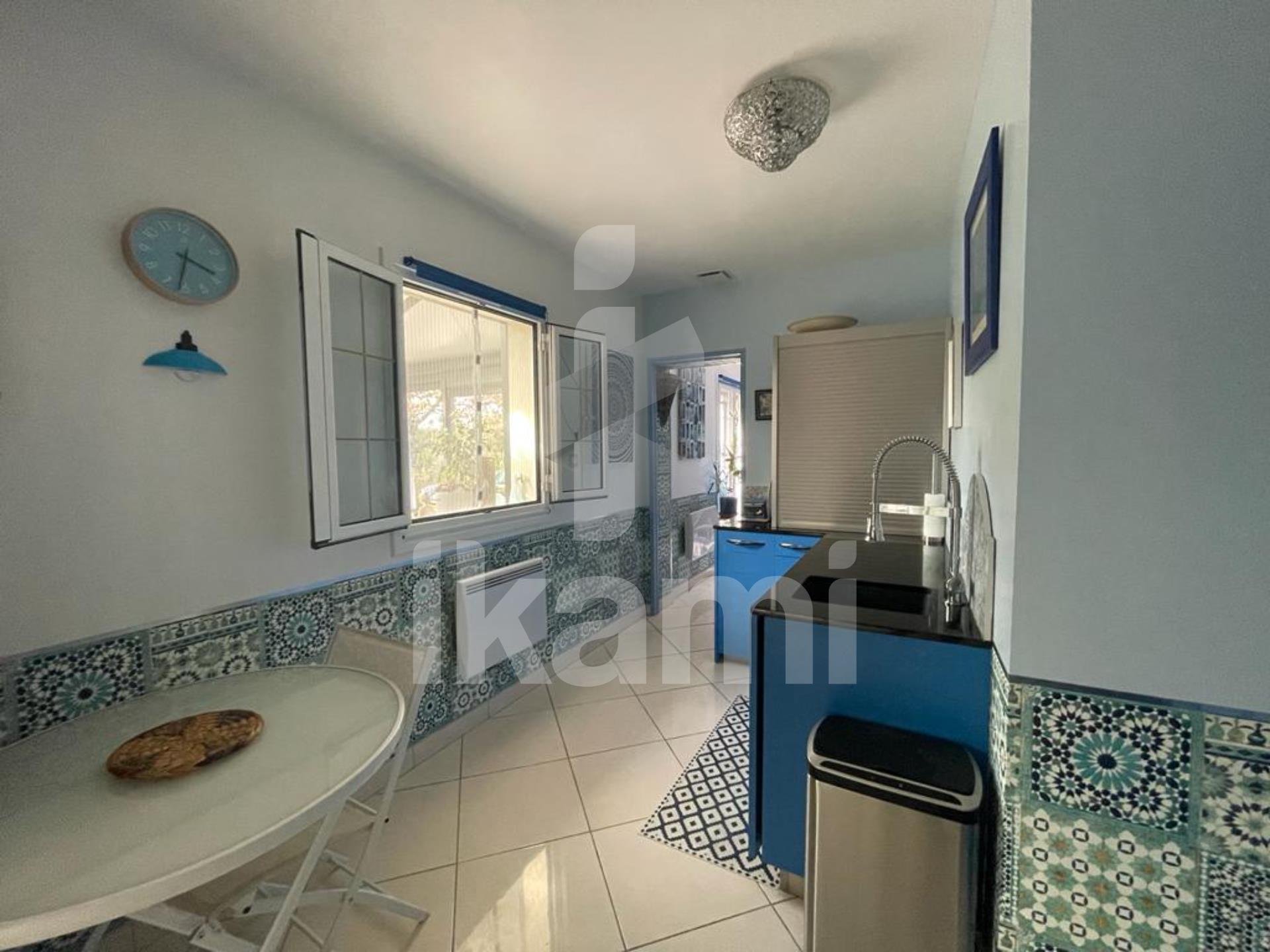House 9 rooms 186m2 with Veranda - Vrigny