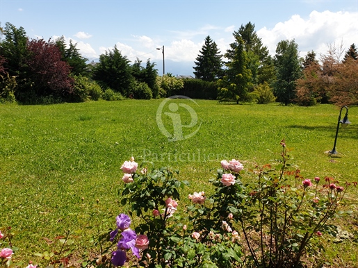 Magnificent flat land on the heights of Vetraz-Monthoux