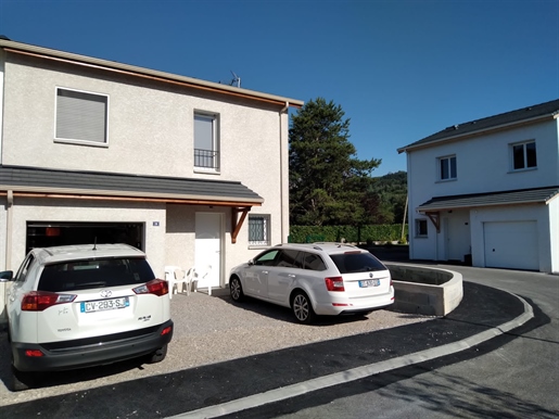 Maison avec 4 pièces à Saint-Pierre-En-Faucigny