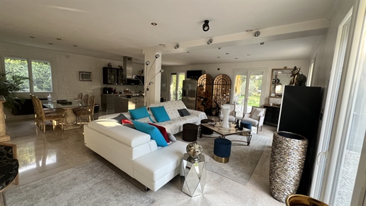 Purchase: House (26500)