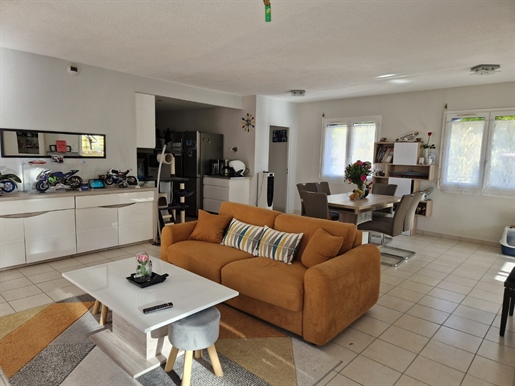 Garden level apartment Chatillon-en-Diois (26)