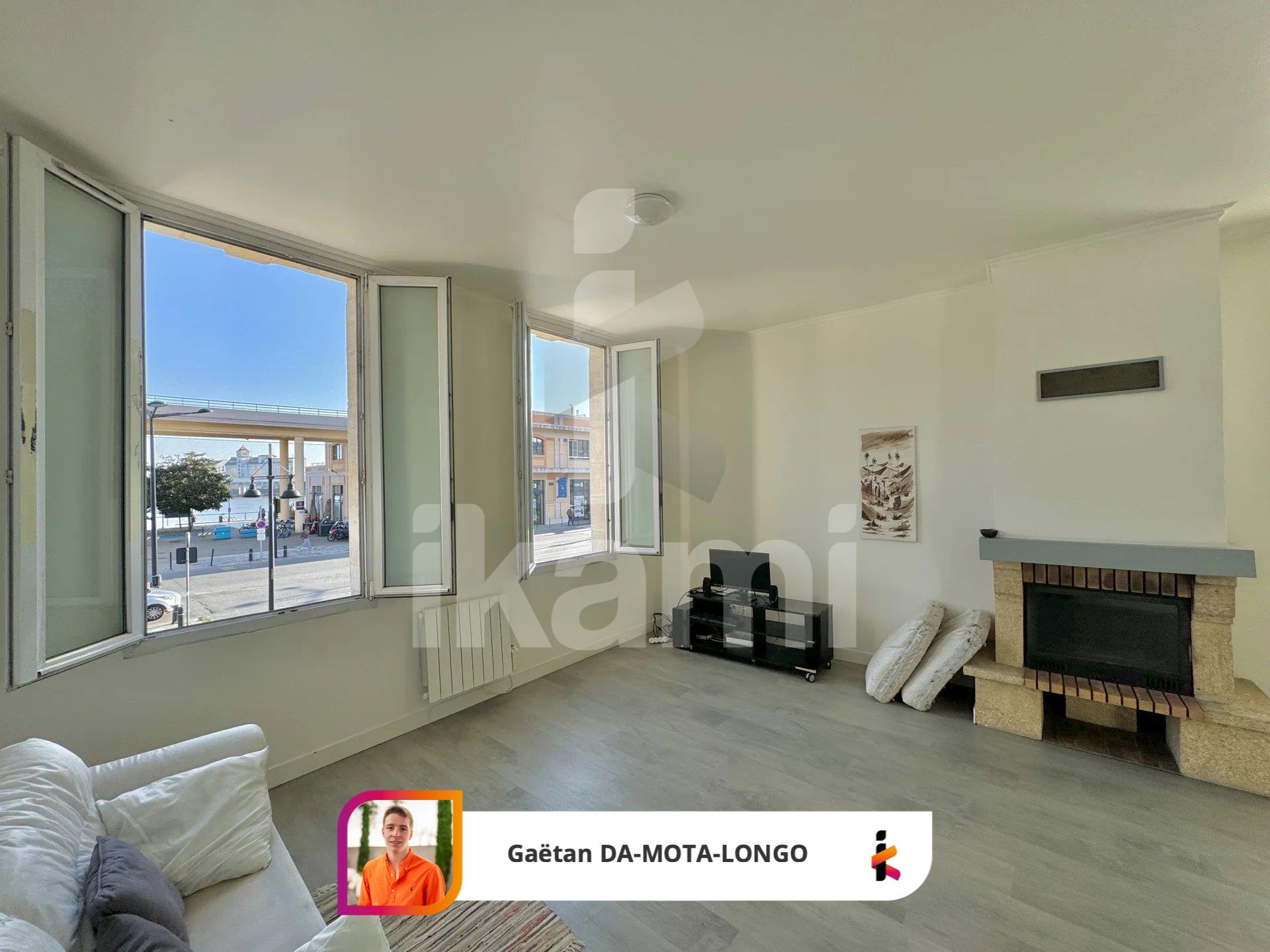 Superb duplex view of the banks of the Garonne