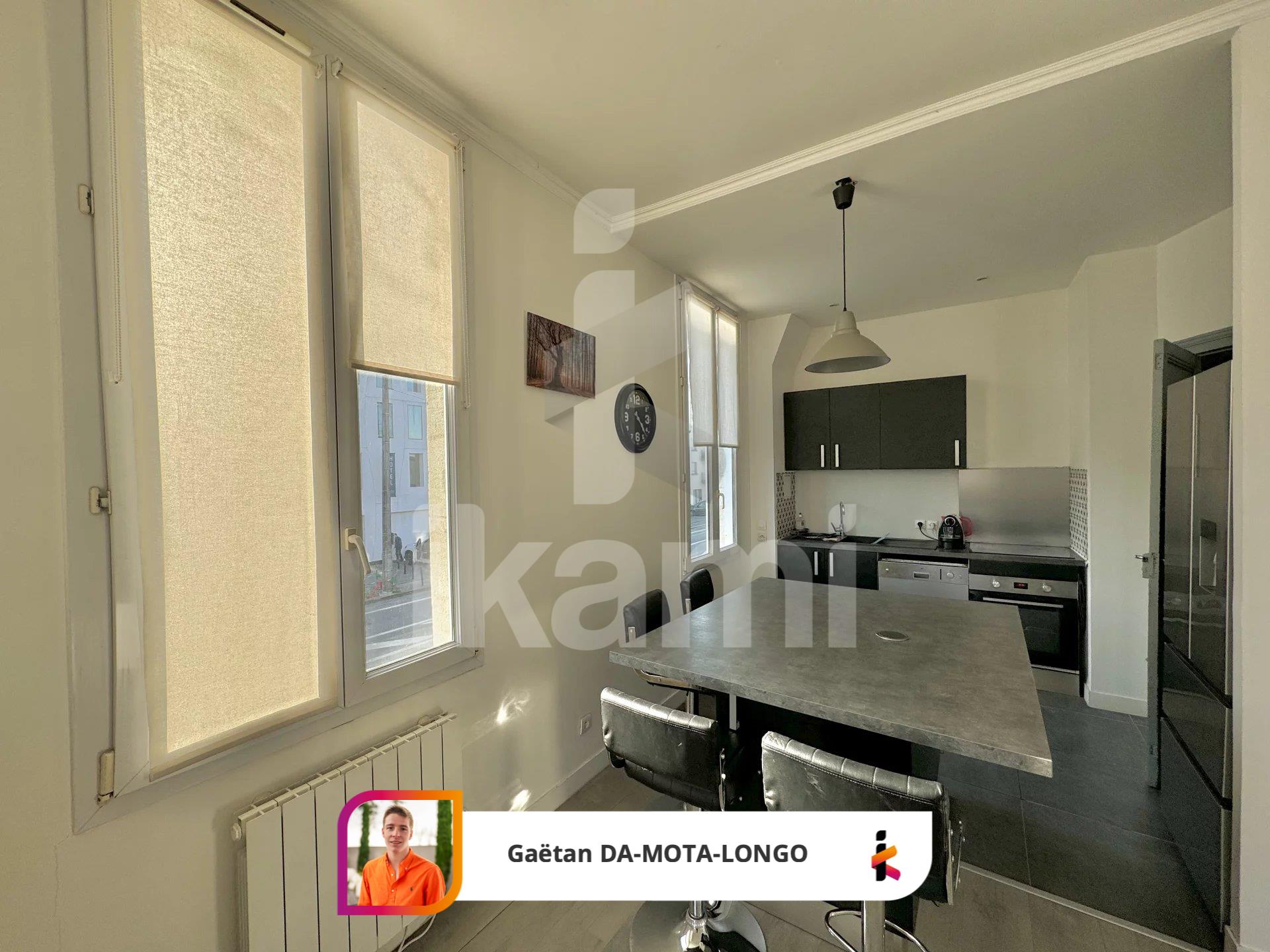 Superb duplex view of the banks of the Garonne
