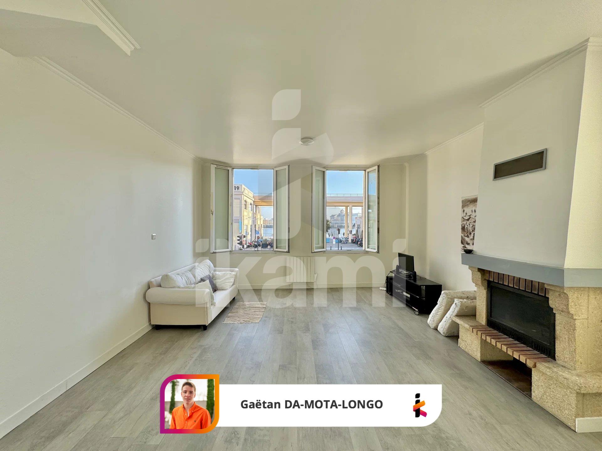 Superb duplex view of the banks of the Garonne