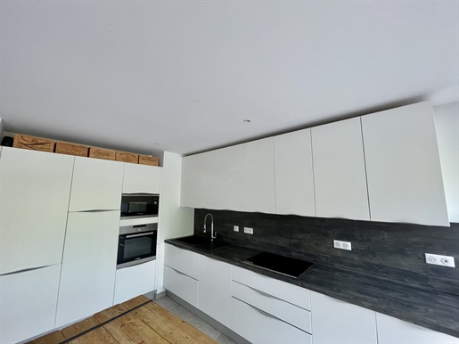 Divonne-Les-Bains: 3-bedroom apartment for sale