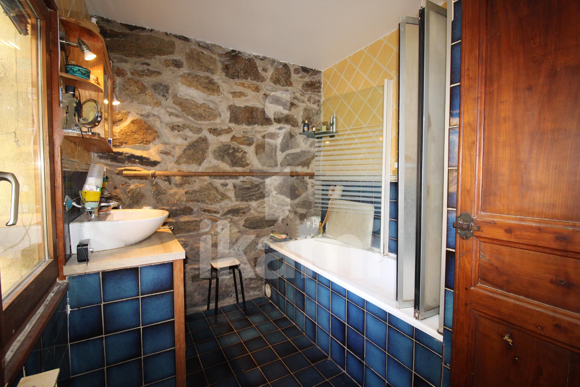 Ozon Stone House