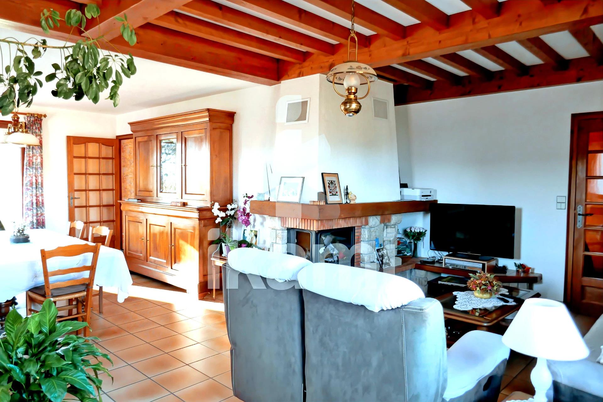 Architect's house of 161 m2 - 4 bedrooms - Land 905 m2 on Génissieux
