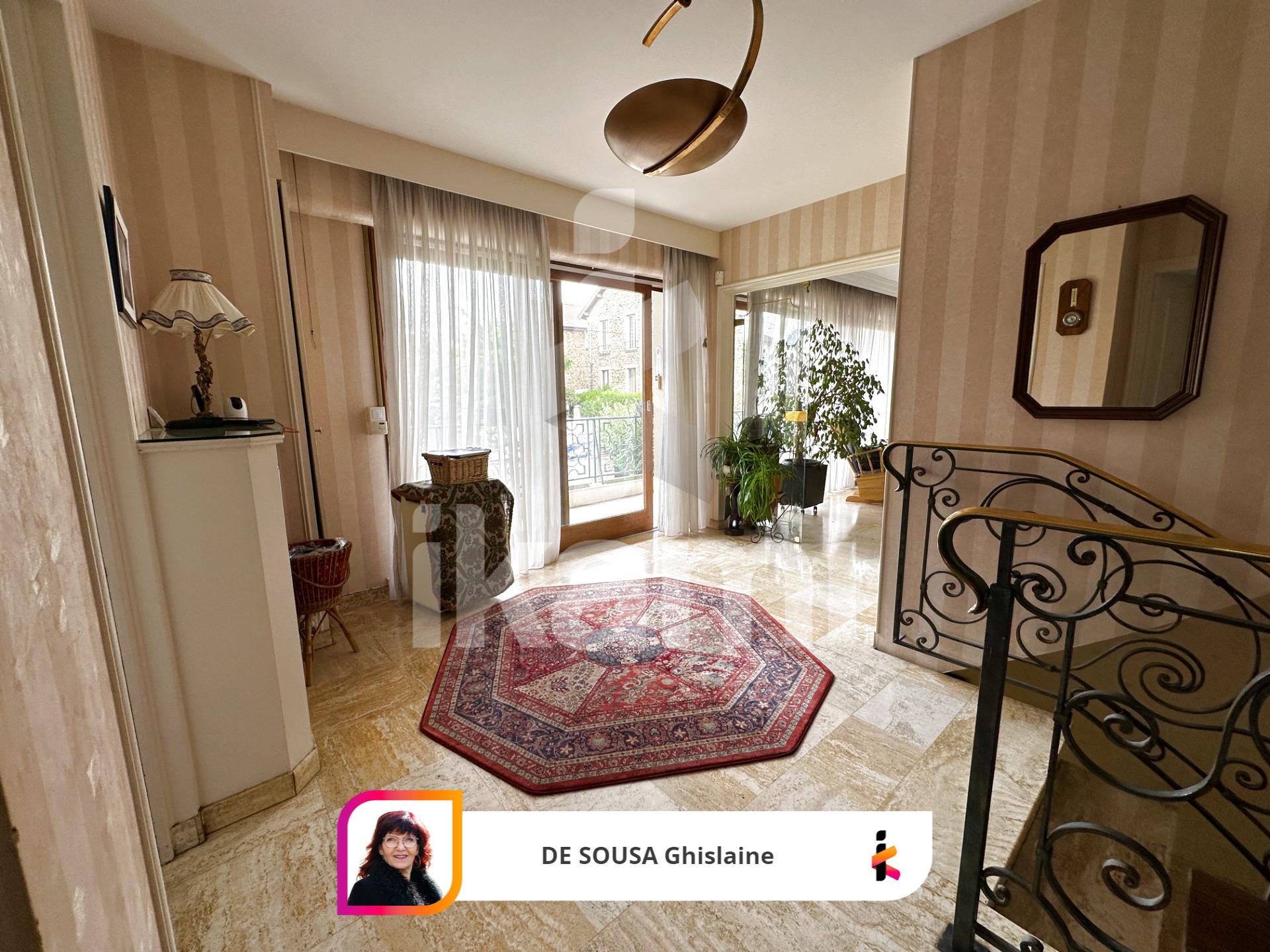 Maison 9 pièces - 233 m2 sur 2 niveaux avec sous-sol total en rez de jardin