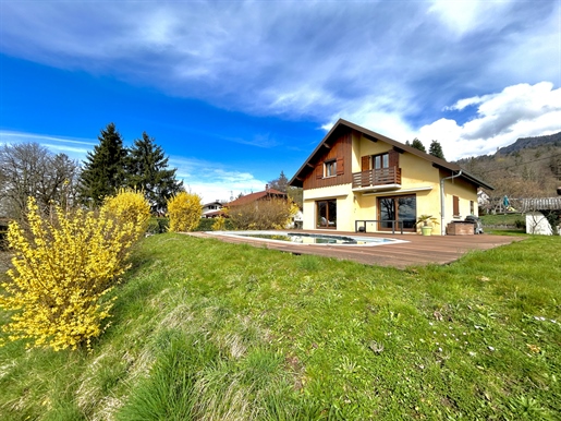 House: 7-room villa of 153 m2 on the heights of Bonne