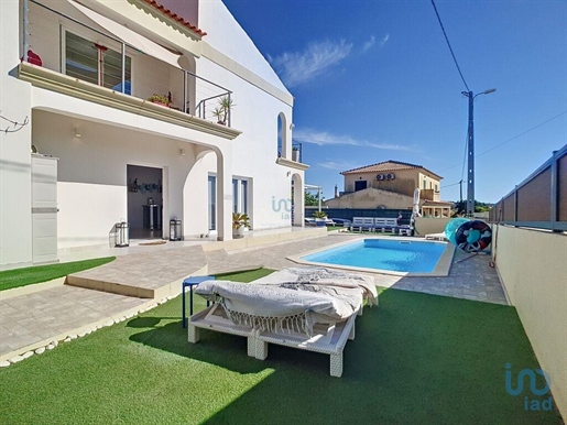 Home / Villa with 4 Rooms in Algoz e Tunes with 193,00 m²