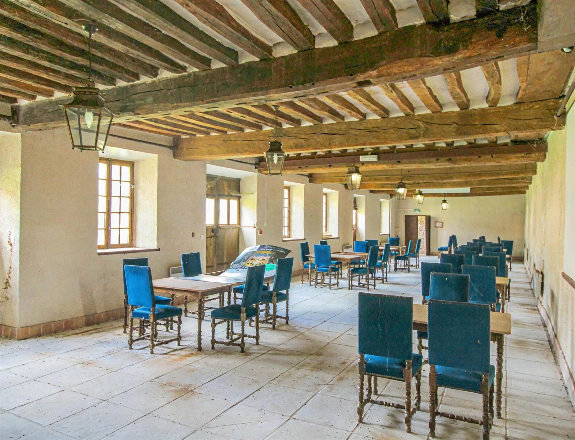 For sale Dpt Eure (27) near Pacy sur Eure 17th century castle in the heart of a park of approximatel