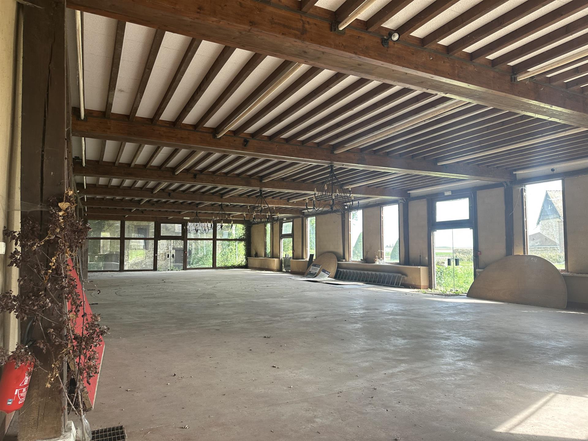 For sale Dpt Eure (27) near Pacy sur Eure 17th century castle in the heart of a park of approximatel