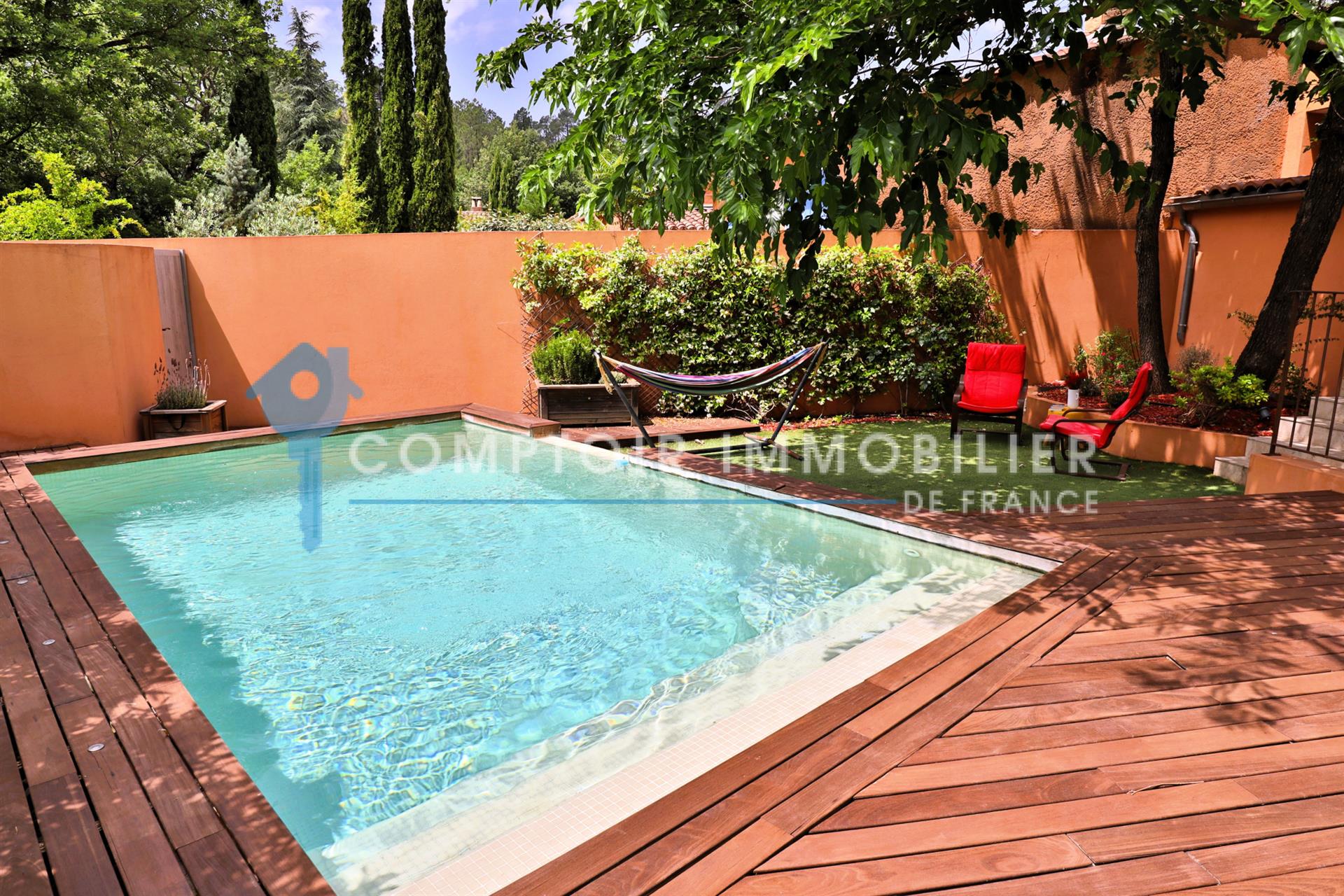 Compra: Vivenda (84220)