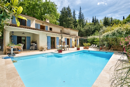 Exclusive: For Sale Charming villa with 3 bedrooms