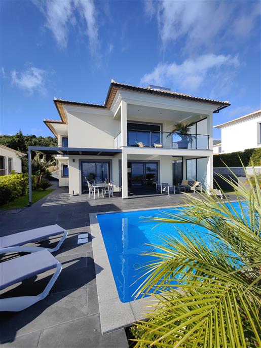 Fantastic 3 bedroom villa with sea views in the southwest of Madeira - Commission-free - 
