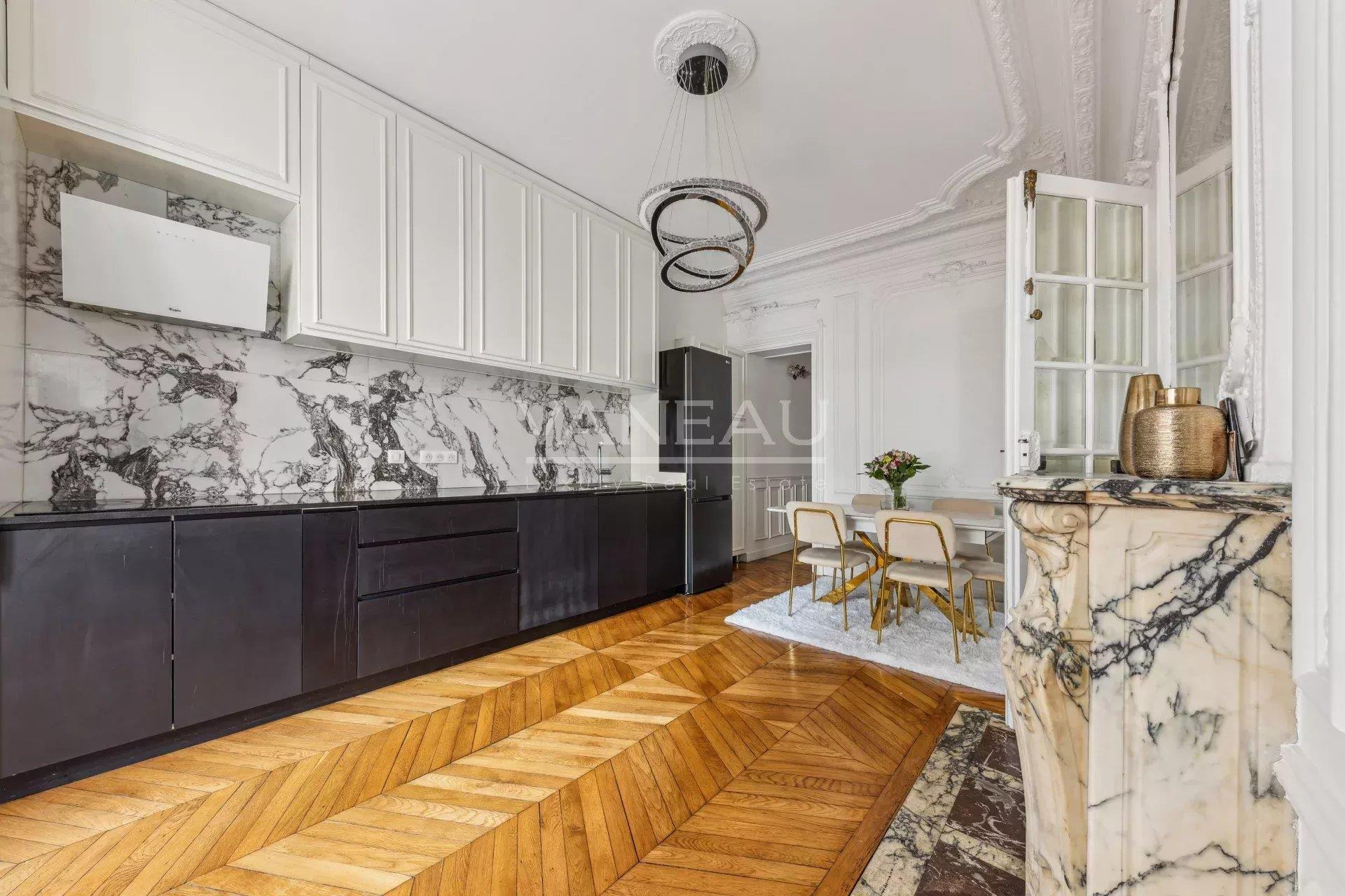 Paris VIIIe - Apartament de familie și recepție