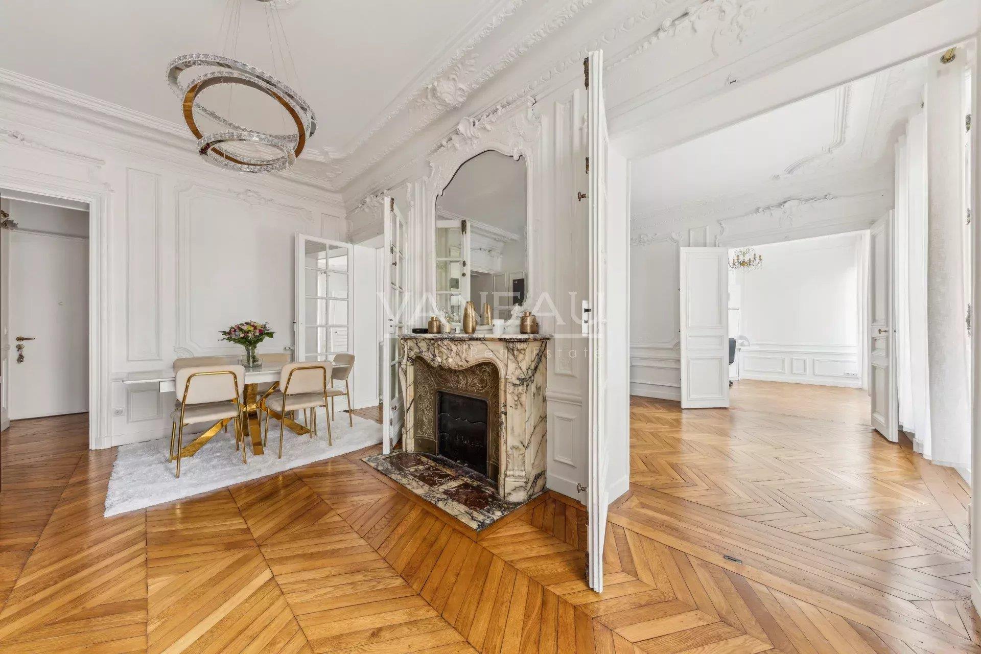 Paris VIIIe - Apartament de familie și recepție