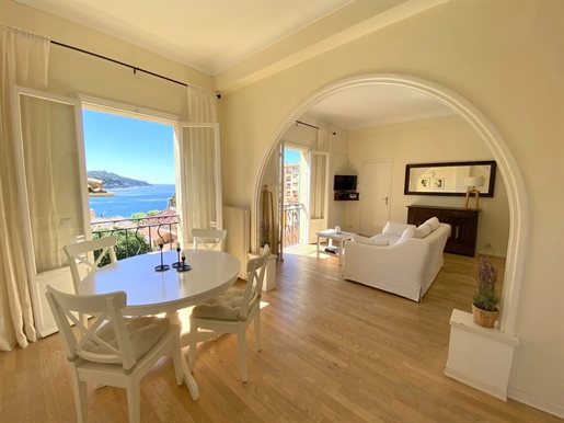 Villefranche-Sur-Mer - 1 Bedroom Apartment - Balconies & Magnificent Sea View :
