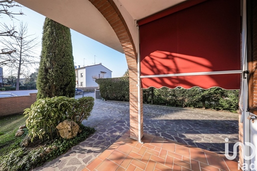 Detached house / Villa 176 m² - 3 bedrooms - Copparo