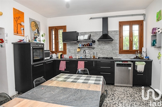 Sale Detached house / Villa 343 m² - 3 bedrooms - Cento