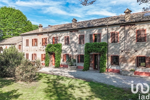 Maison individuelle / Villa à vendre 382 m² - 4 chambres - Riva del Po
