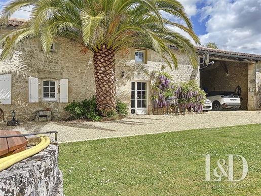 Gemozac: Charente house 170m²
