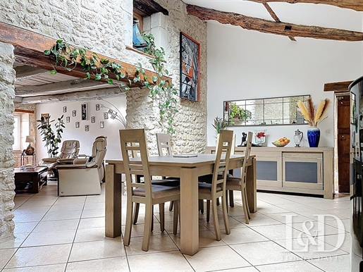 Gemozac: Charente house 170m²