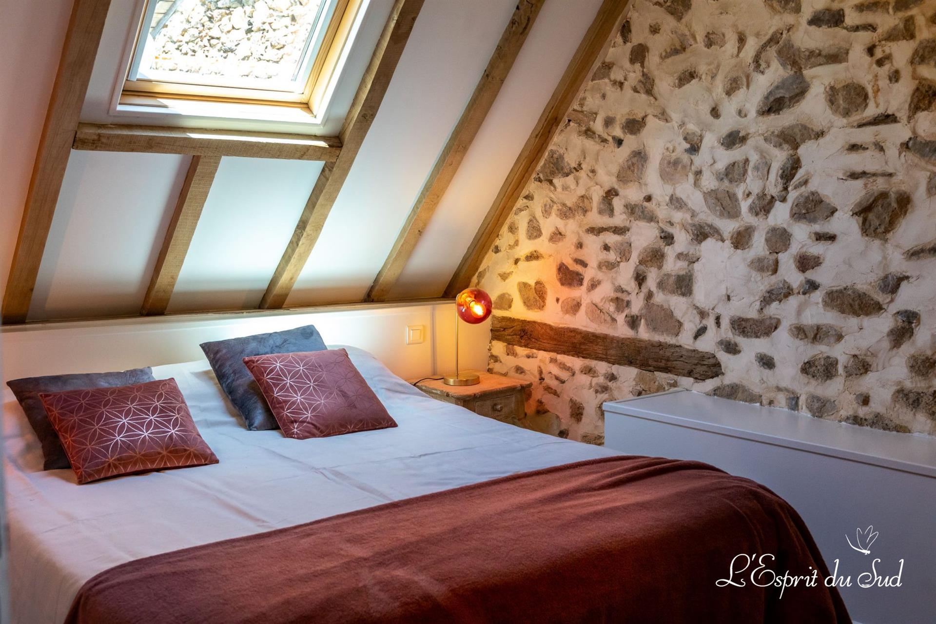 Compra: Vivenda (12200)