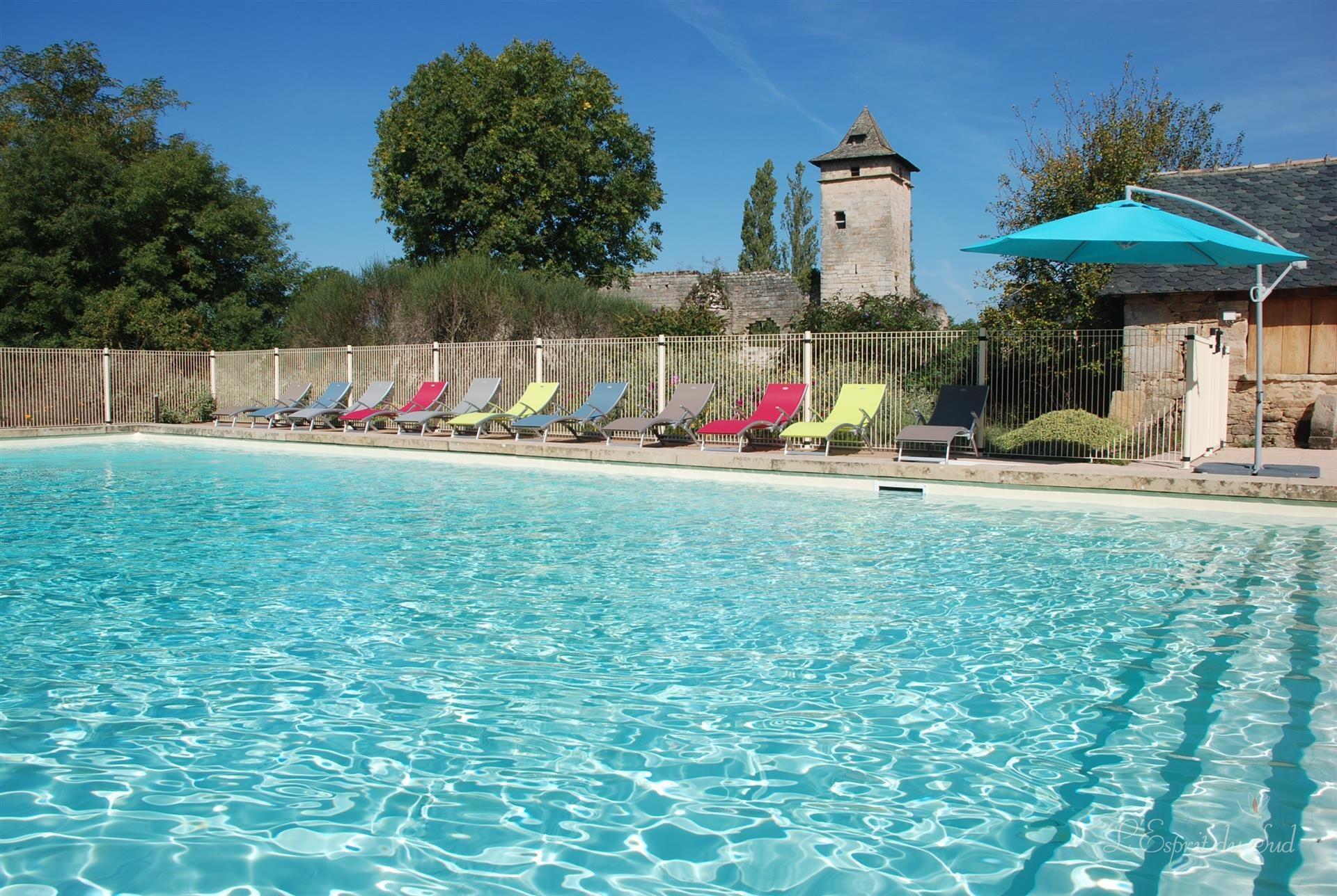 Magnificent 13th Century castle, 2 renovated houses, swimming pool