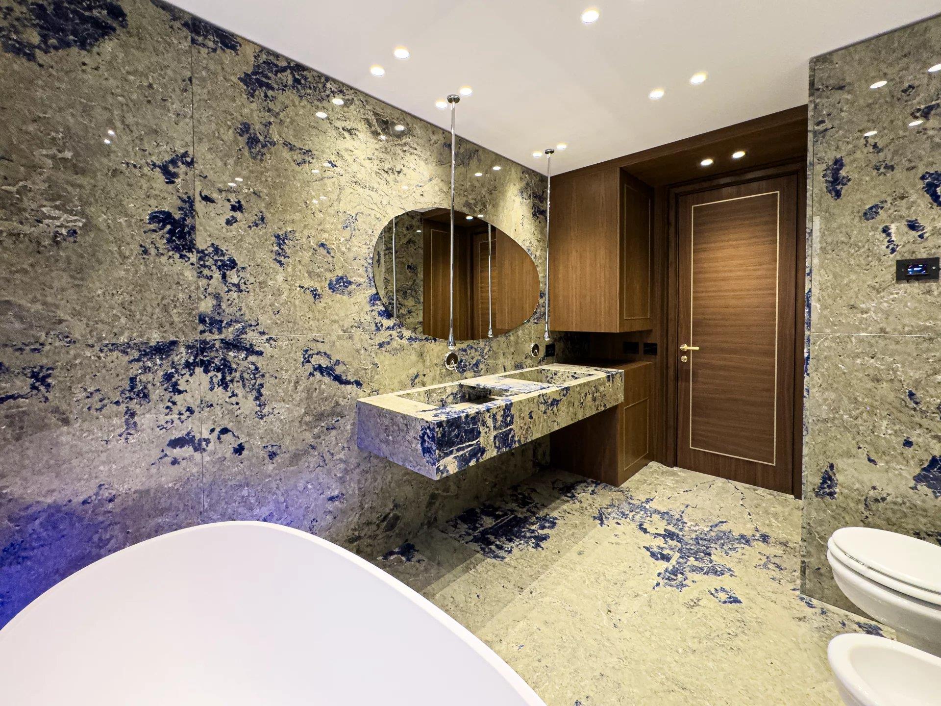 Magnificent 3 Bedroom Apartment Overlooking Larvotto