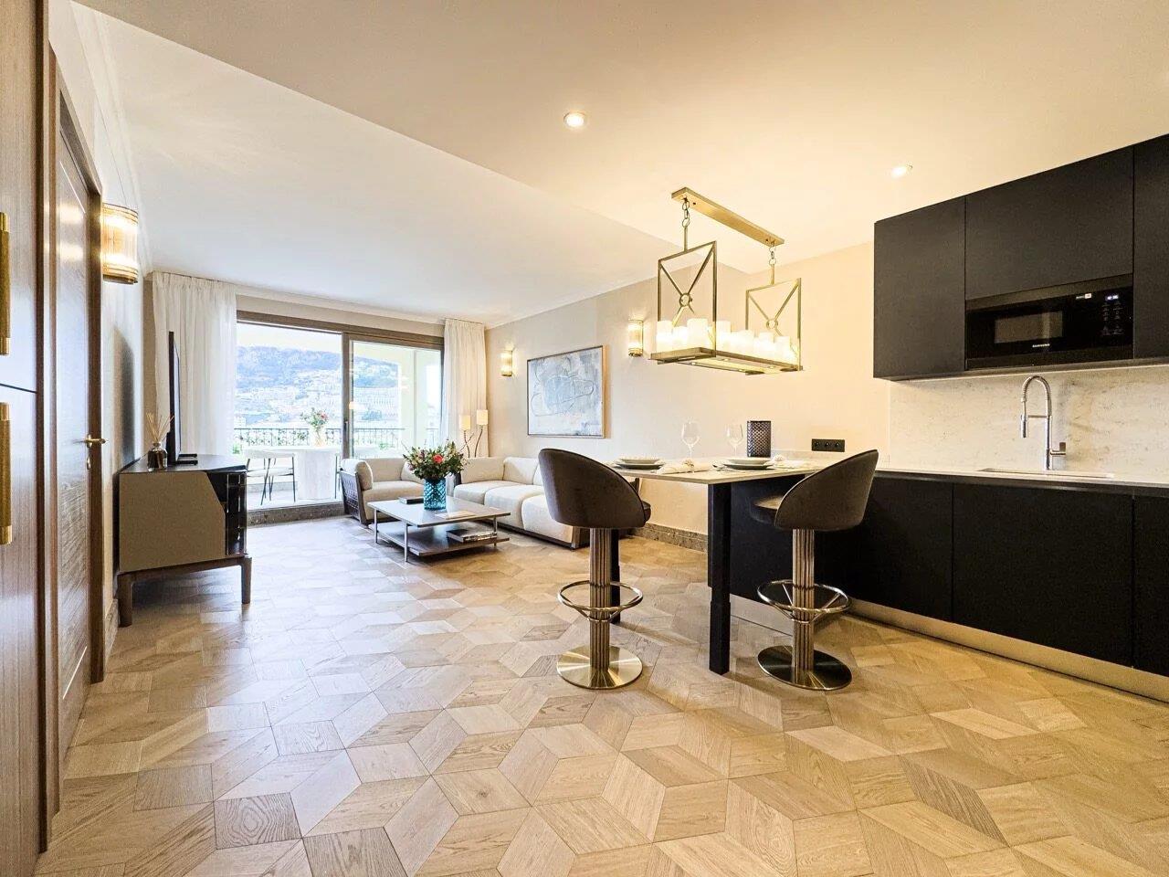 Renovated High Floor Apartment In Fontvieille