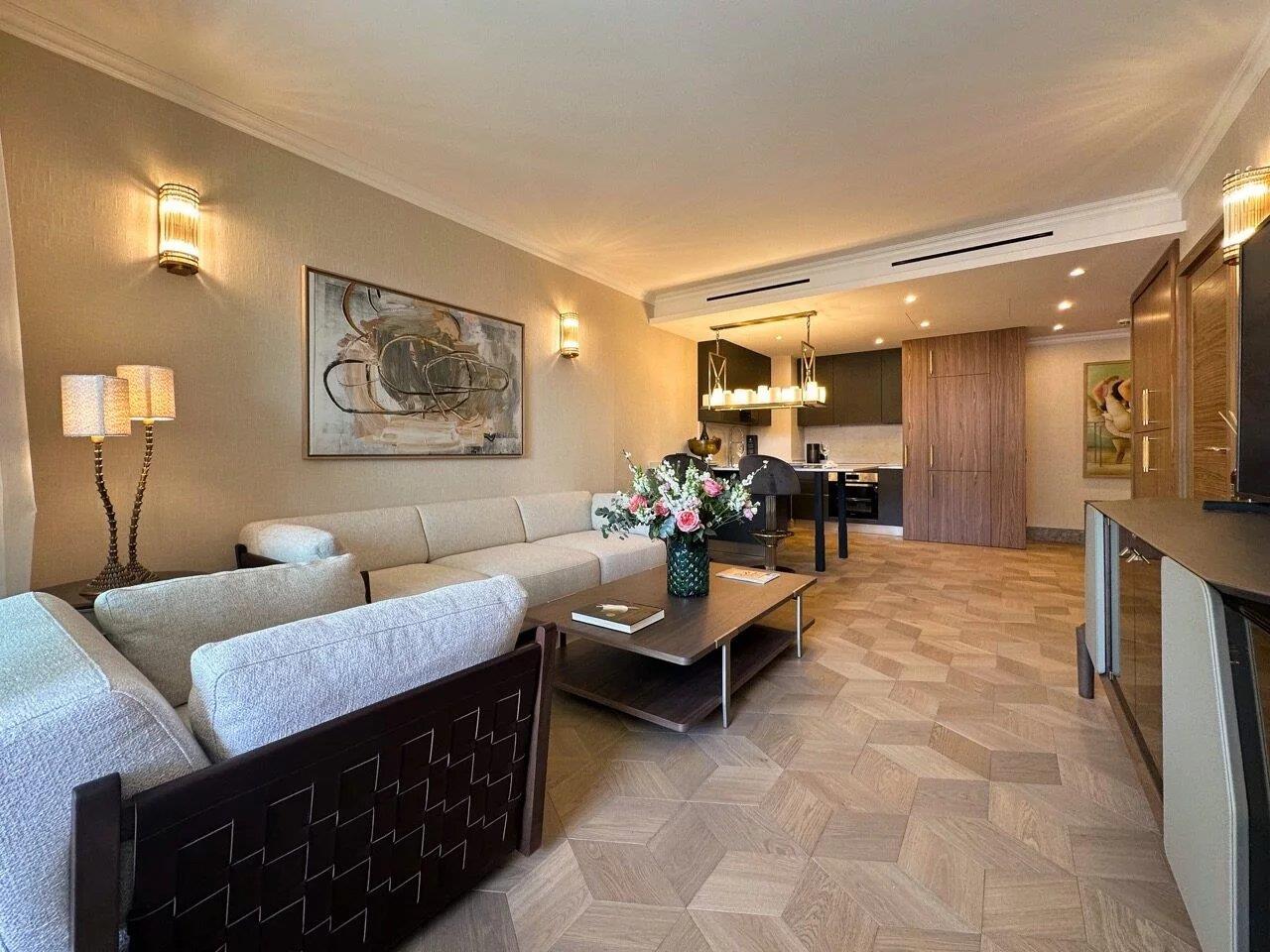 Renovated High Floor Apartment In Fontvieille