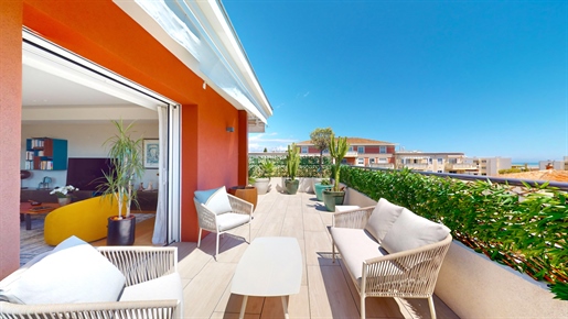 Saint Laurent du Var - Penthouse 130m2 + 90m2 terraces + 4 garages