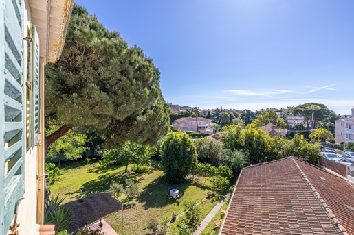 Cannes Croix des Gardes - Casa con dependance e terreno con piscina