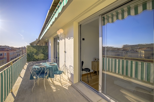 Nice - Carré d'or - 2 rooms with large panoramic view terrace