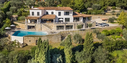 Grasse - A Provencal masterpiece with panoramic sea views