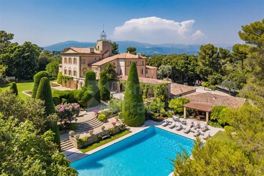 Valbonne : A Chateau with Sea Views for sale