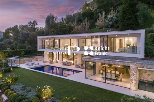 Eze - Contemporary villa with sea view and exceptional services