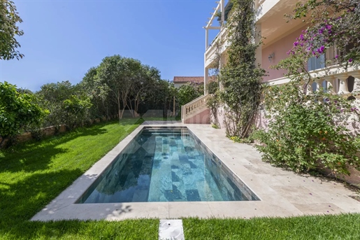 Nice - Fabron - Charming renovated niçoise villa with sea view and pool.