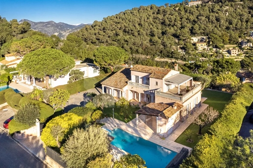 Villefranche Sur Mer - Charming house with swimming pool in a private domain