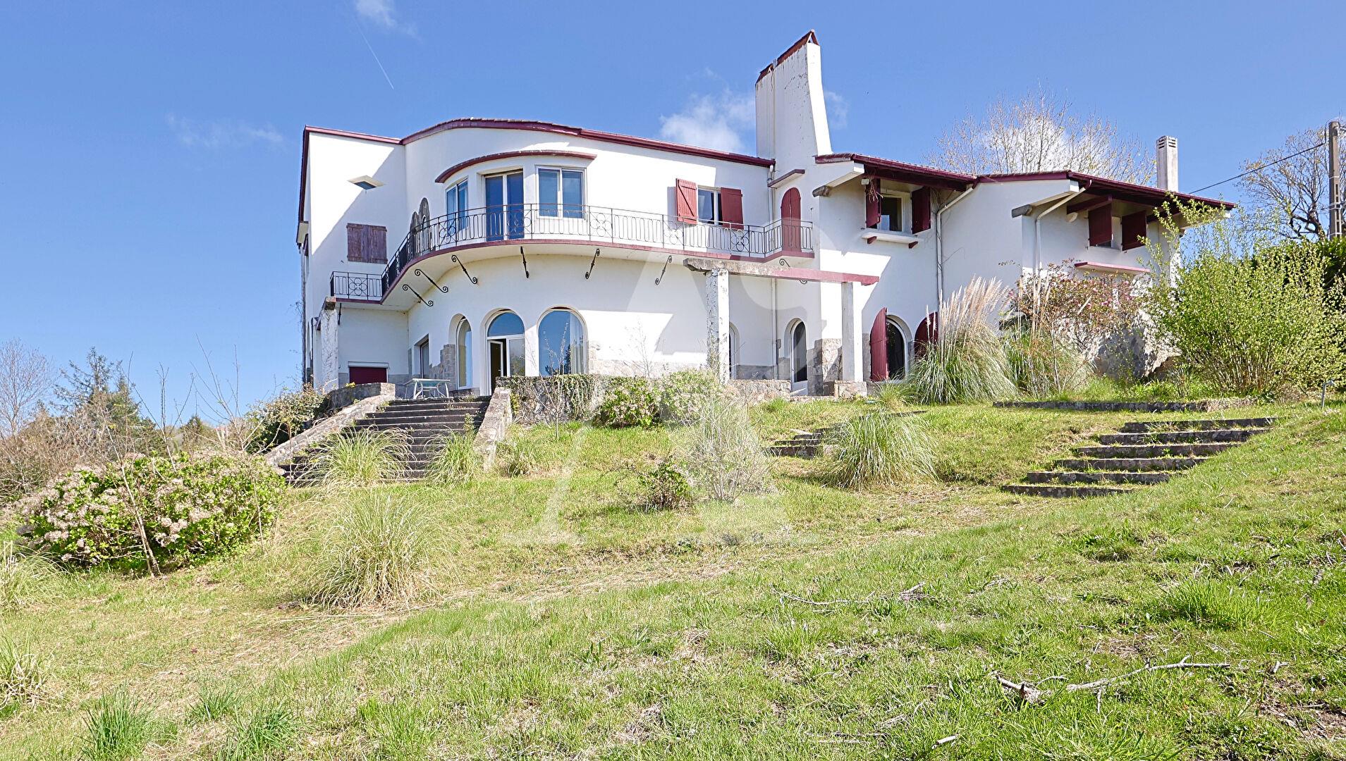 Compra: Vivenda de luxo (64500)