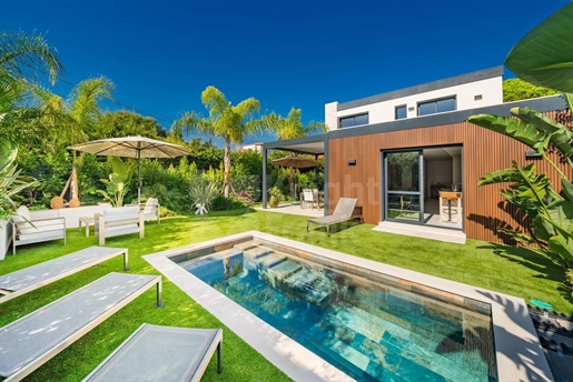 Cap D'antibes - Moderne Villa mit Pool