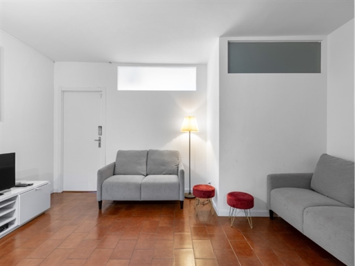 Apartamento T7 para investimento, localizado em Alvalade, centro de Lisboa