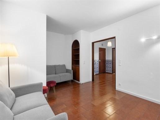 Excellent 7-bedroom Apartment in the Center of Lisbon, Alvalade Parish