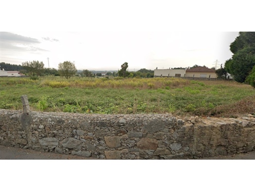 A plot of land of 4925 m²