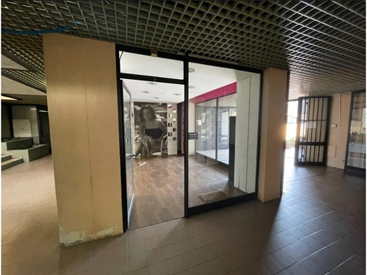 Commercial space with a great location in Bonfim!
