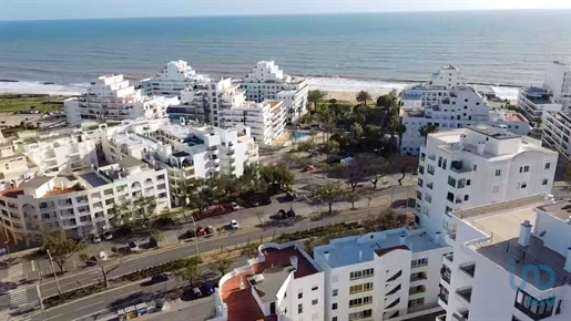 Apartment with 2 Rooms in Faro with 100,00 m²
